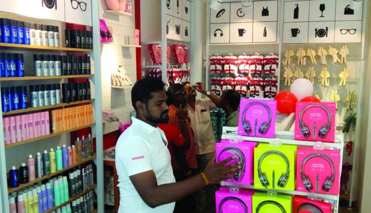 திருச்சியில் தில்லைநகர் சாஸ்திரி சாலையில் புதிதாக துவங்கப்பட்ட ஜப்பானிய தயாரிப்பு பொருட்களுக்கான பிரத்யேக ஷோரூம்