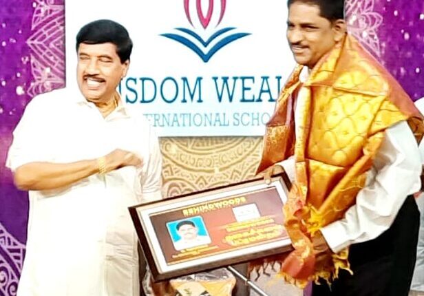 திருச்சியில் நடைபெற்ற நிகழ்ச்சியில் ஜாஸ் அட்வர்டைசிங் ஏஜென்சி நிர்வாக இயக்குனருக்கு விருது